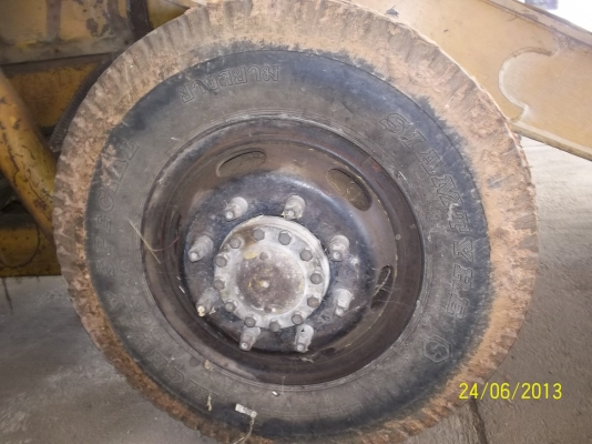 ขายรถตัก โคมัสสุ