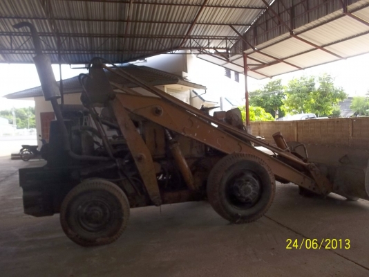 ขายรถตัก โคมัสสุ