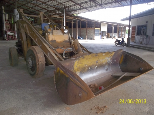 ขายรถตัก โคมัสสุ