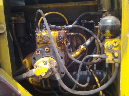 ต้องการขายรถแบคโฮ