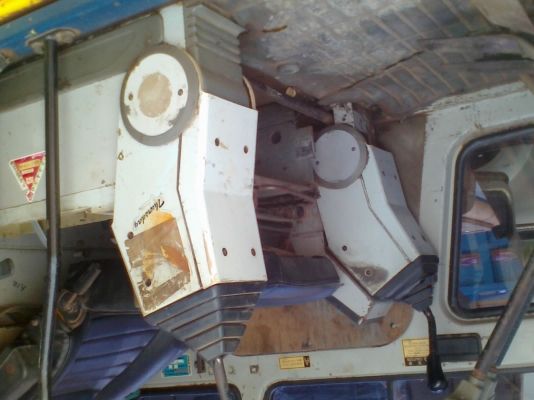 ต้องการขายรถแบคโฮ