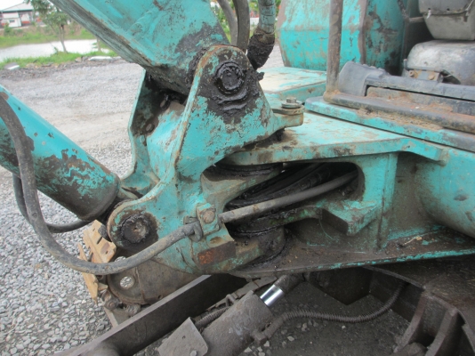 KOMATSU PC30-7 เก่าไทย ขายตามสภาพนะครับ KOMATSU PC30-7 เก่าไทย ขายตามสภาพนะครับ