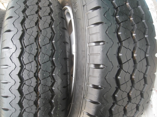 ขายล้อแม็กป้ายแดง Mitsubishi triton 15"x6" et46 5รู114.3 + ยางปี 13 พร้อมน็อตล้อเดิม  (081-3747940)