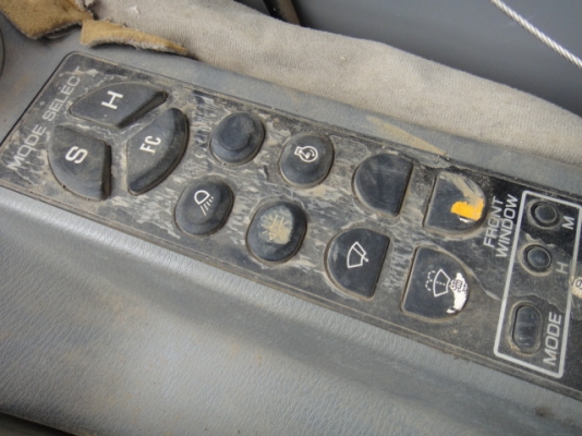 รถขุดดิน  SK120-3 สถาพสวย  รถนำเข้าจากญี่ปุ่น  เดินทางถึงไทยแล้วเมื่อเร็ว ๆ นี้ โทร.081-373-0559