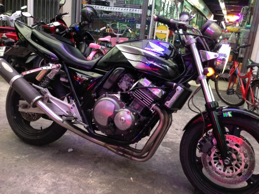 ขายด่วน cb400 ปี 96 ไมล์ 3 ลูก อินวอย์สภาพพร้อมใช้งานออกทิปได้เลยครับ ขายด่วน cb400 ปี 96 ไมล์ 3 ลูก อินวอย์สภาพพร้อมใช้งานออกทิปได้เลยครับ