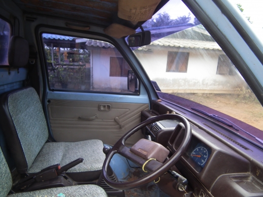 ขายกระป้อ ไดฮัสสุ สภาพสวย ไม่มีผุ พร้อมใช้งานเดิมๆบางๆครับ