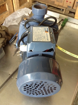 ขายด่วน ปั้มหอยโข่ง 1.1/2นิ้ว