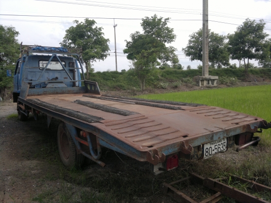 ขายรถ ISUZU NPR กระบะพื้นเรียบท้ายลาด