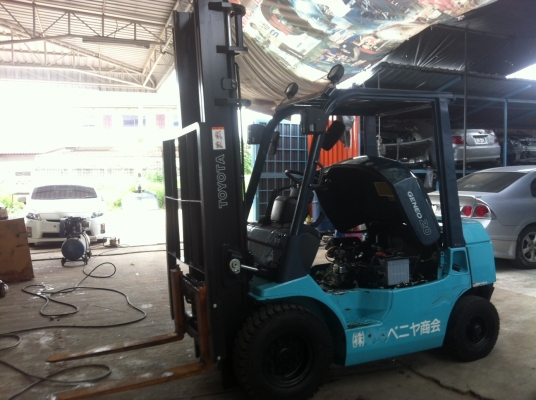 ขายฟอร์คลิฟต์ TOYOTA 7FG20  ใช้งานน้อย เกียร์ MT , SIDE SHIP , เสาสูง 4 M  ขอบคุณเฮียเดชา มหาชัย ครับ สภาพพร้อมใช้งาน ++ เดิมแท้จากญี่ปุ่น