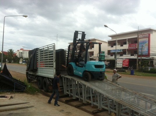ขายฟอร์คลิฟต์ TOYOTA 7FG20  ใช้งานน้อย เกียร์ MT , SIDE SHIP , เสาสูง 4 M  ขอบคุณเฮียเดชา มหาชัย ครับ สภาพพร้อมใช้งาน ++ เดิมแท้จากญี่ปุ่น