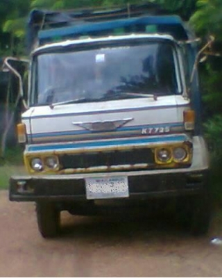 ***ขายแล้วครับขอบคุณ Truck2hand ขาย 10ล้อ2เพลาดั๊ม HINO KT725 วางเครื่องใหญ่HO7C 185HP TURBO (ลงเล่ม) แห้งดีแรง ไม่เยิ้ม สโลวพร้อม กระบะดั๊มเหล็กสภาพดีพื้นต้องเก็บหน่อย ช่วงล่างเดิมแน่นคัสซีดีไม่ผุไม่ดาม ยางดี10เส้น หัวเดิมบางมีผุนิดหน่อยข้างขวาตามรูป แอร