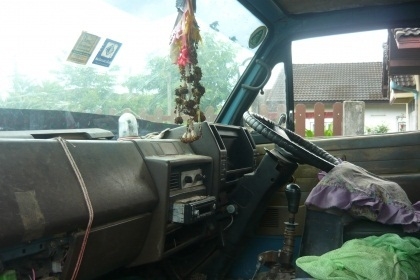 ขาย ISUZU NPR 115 HP (รถห้างๆแท้)ปี 34 (JAANPR59LL )มีหูช้าง เครื่อง 4HG1 ฝาขาว(140แรงม้า) พวงมาลัยเพาเวอร์ เกียร์สั้น  ช่วงล่างใหญ่ F-หน้า-หลัง กระบะบรรทุกยาว 4.30 เมตรพื้นสภาพดีไม่มีผุกร่อน หัวเก๋งไม่ผุภายในเก๋งคอนโซลสวยครบ คัชซีสวยไม่มีดาม ยางดี เอกสาร