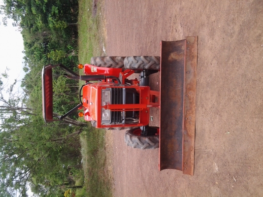 ขายรถไถ KUBOTA   L4508 อุปกรณ์ 3 อย่างมีดันหน้า โรตารี่ ผาน6 เครื่องแรงสภาพสวยๆ ใช้งานได้ทันที เอกสารพร้อมโอน