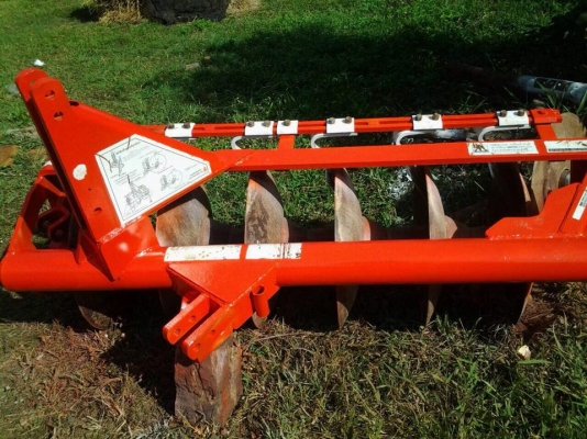 ขายรถไถ KUBOTA   L4508 อุปกรณ์ 3 อย่างมีดันหน้า โรตารี่ ผาน6 เครื่องแรงสภาพสวยๆ ใช้งานได้ทันที เอกสารพร้อมโอน