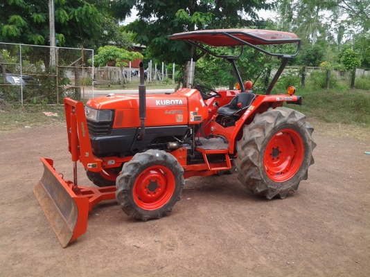 ขายรถไถ KUBOTA   L4508 อุปกรณ์ 3 อย่างมีดันหน้า โรตารี่ ผาน6 เครื่องแรงสภาพสวยๆ ใช้งานได้ทันที เอกสารพร้อมโอน
