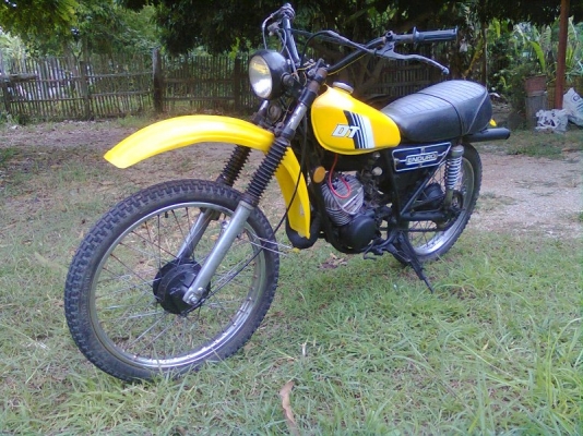 ขายyamaha dt100..สวยๆเครื่องติดวิ่งดี(ตามรูป)nobook6,500บาท/ลำปางครับ ขายyamaha dt100..สวยๆเครื่องติดวิ่งดี(ตามรูป)nobook6,500บาท/ลำปางครับ