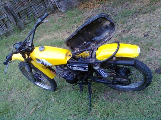 ขายyamaha dt100..สวยๆเครื่องติดวิ่งดี(ตามรูป)nobook6,500บาท/ลำปางครับ ขายyamaha dt100..สวยๆเครื่องติดวิ่งดี(ตามรูป)nobook6,500บาท/ลำปางครับ