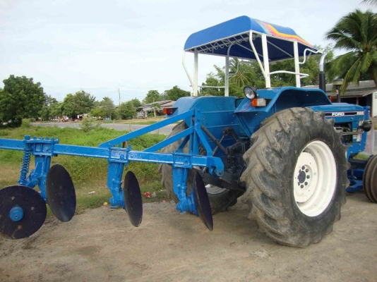 รถไถฟอรด์ 6600 ขายแล้วครับ  400000 บาทถ้วน