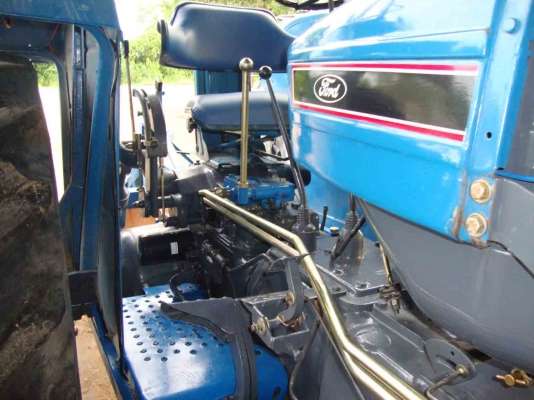 รถไถฟอรด์ 6600 ขายแล้วครับ  400000 บาทถ้วน