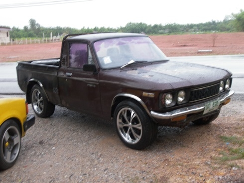 ขายครับ ISUZU KB20 เบนซิน คลาสิคสุดเท่ห์ ขายครับ ISUZU KB20 เบนซิน คลาสิคสุดเท่ห์