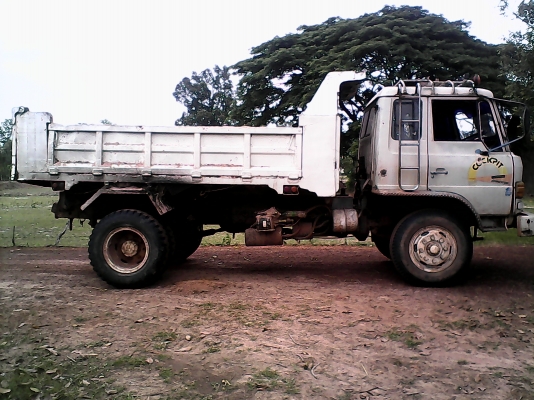 ขายรถหกล้อดั้ม185แรง Krราคาต่อรองตามที่คุณต้องการ