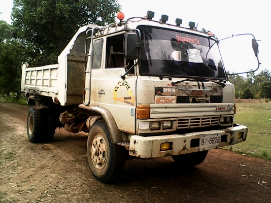 ขายรถหกล้อดั้ม185แรง Krราคาต่อรองตามที่คุณต้องการ