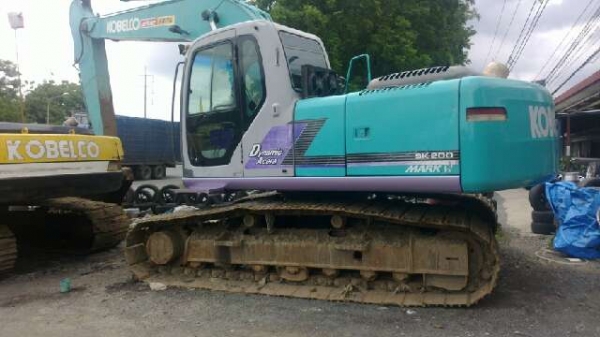 ขายรถแบ็คโฮ kobelco sk 200 mark 6 yn07 เอกสารเล่มทะเบียน ไฟฟ้าครบ