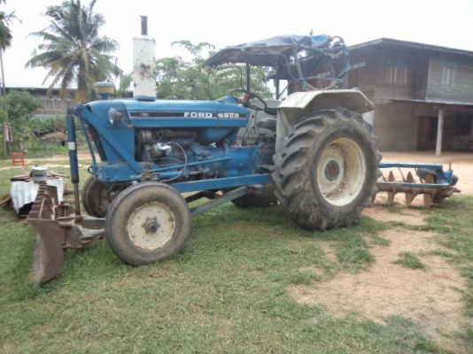 ขายรถไถฟอร์ดT1 สภาพดีราคาถูกๆๆพร้อมใช้งานคับ