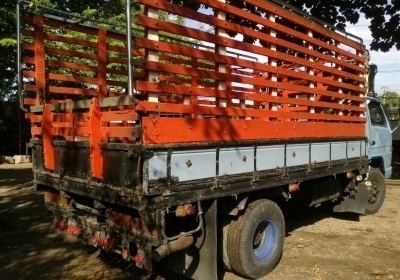 ISUZU หกล้อ NPR115 59L (4BD1) ปี 39 เกียรใหม่ ช่วงล่างใหญ่ ยางดี 4 เส้น พวงมาลัยเพาเวอร์ เฟื่องท้ายใหญ่ เกียรใหญ่ รถวิ่งสับปะรด  430,000