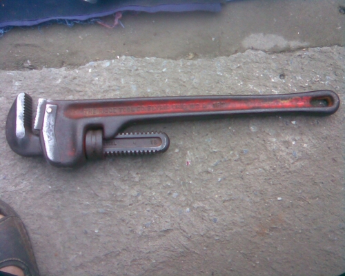 ประแจ 18 นิ้ว USAสภาพเดิมๆครับปากสวยๆมากครับเป็นของ USA   ครับ สภาพสวยมากครับ  ขนาด 18 นิ้วครับงานเก่าเหล็กดีน่าใช้ครับราคานี้คุ้มครับ