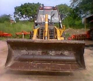 อยากขายมากกก. รถตักหน้าขุดหลัง JCB CAT 428B พวงมาลัยเพาเวอร์ ขนาด 1 เพลา สภาพพร้อมใช้งาน 520,000