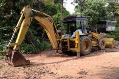 อยากขายมากกก. รถตักหน้าขุดหลัง JCB CAT 428B พวงมาลัยเพาเวอร์ ขนาด 1 เพลา สภาพพร้อมใช้งาน 520,000