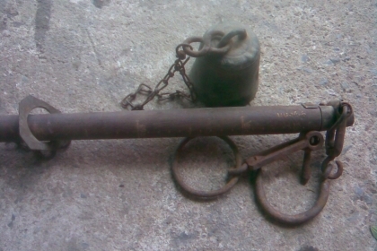 กิโลโบราณสภาพสมบูรณ์ครบครับ ขนาดชั่งได้ 120 กิโลกรัมครับสมบูรณ์ใช้งานได้ครับ ความยาวประมาณ เมตรกว่าครับหายากครับรุ่นนี้คุ้มครับ กิโลโบราณสภาพสมบูรณ์ครบครับ ขนาดชั่งได้ 120 กิโลกรัมครับสมบูรณ์ใช้งานได้ครับ ความยาวประมาณ เมตรกว่าครับหายากครับรุ่นนี้คุ้มครับ