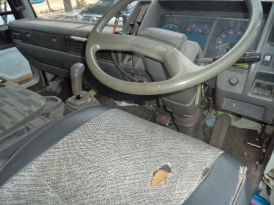 ขายรถ6ล้อฮีโน่ราคาถูกๆช่วงยาว6เมตรGD176เครื่องEH700 เบรกทิฟฟี พวงมาลัยเพาเวอร์