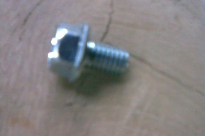 น็อต 12 mm ขายเป็นกิโลขนาด 12 _mm ครับ สภาพใหม่เนื้อเหล็กดี ตีเหมามาครับ ขายกิโลกรัมละ 100 บาท 1 กิโลมีประมาณ 120 ตัว ตามท้องตลาด ขายย่อยกันตัวละ 4 บาทครับ มีอยู่ประมาณ 200 กิโลครับ ราคานี้คุมครับ