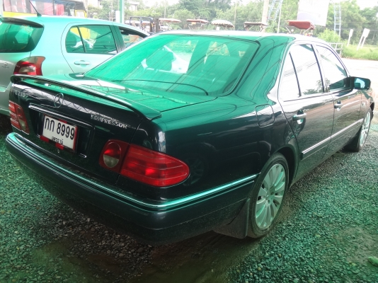 ขาย ด่วน  รถ BENZ  สภาพดีราคาพอไปได้  พร้อมใช้งาน  พร้อมโอน