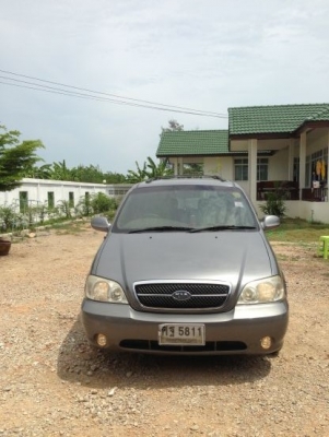 ขายรถ KIA CARNIVAL CEO-II ราคาไม่แพงครับรถใช้เองสภาพดีครับ ขายได้ขายเลย