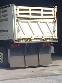 รถอิซุซุ 10 ล้อดั้ม 240 แรงม้า ปี 53  รถวิ่ง 3x,xxx กม.   สนใจติดต่อ 081 - 6079515