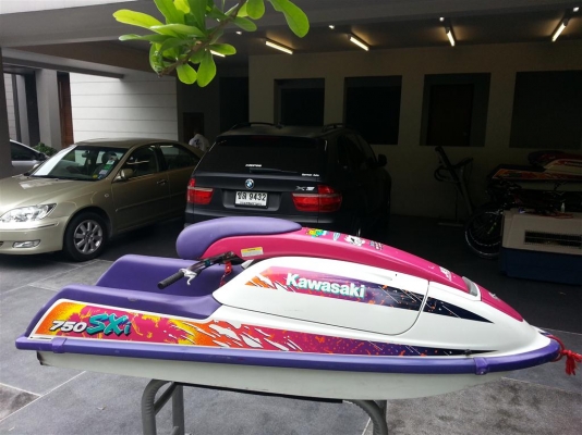 ขาย เจ็ทยืน คาวา Sxi 750 สภาพนางฟ้า 40000 บาท