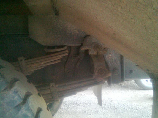 ขายหกล้อใหญ่ ฮีโน่ สิงห์ไฮเทค195 แรงม้ารถบ้านพร้อมวิ่งครับ