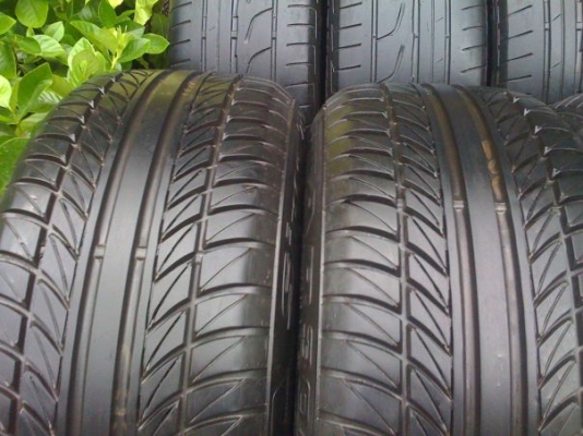 ยาง 215 50 17ดอกหนาๆมี1ชุด