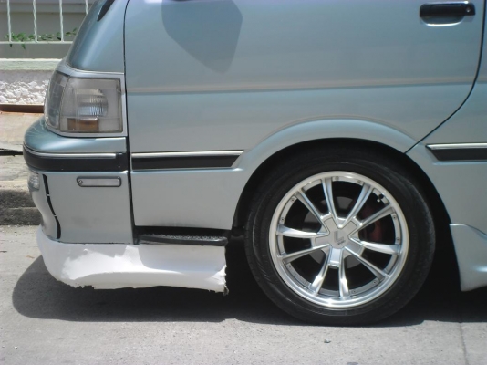 ขายรถตู้หัวจรวดปี95.แต่งนิดหน่อย. ขายรถตู้หัวจรวดปี95.แต่งนิดหน่อย.