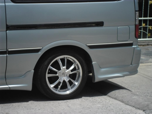 ขายรถตู้หัวจรวดปี95.แต่งนิดหน่อย. ขายรถตู้หัวจรวดปี95.แต่งนิดหน่อย.