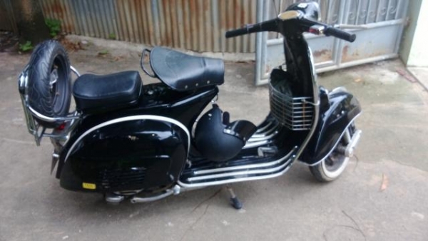 ขายเวสป้า 150 gl หัวเหลี่ยม ทะเบียนพร้อมโอน นครสวรรค์