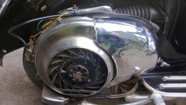 ขายเวสป้า 150 gl หัวเหลี่ยม ทะเบียนพร้อมโอน นครสวรรค์