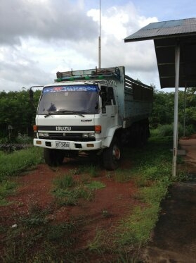 ขาย Roccy 210 สองเพลาดัมพ์ สวยพร้อมใช้ โทร 088-4501277