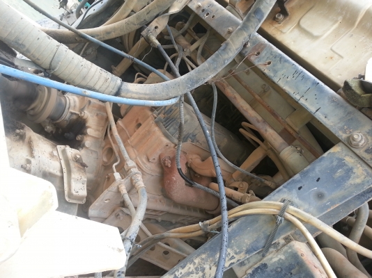 NISSAN DIESEL 10 ล้อโม่ปูน