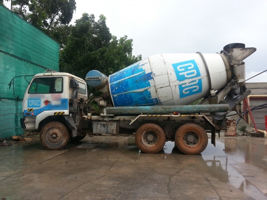 NISSAN DIESEL 10 ล้อโม่ปูน