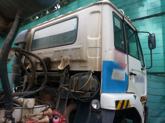 NISSAN DIESEL 10 ล้อโม่ปูน