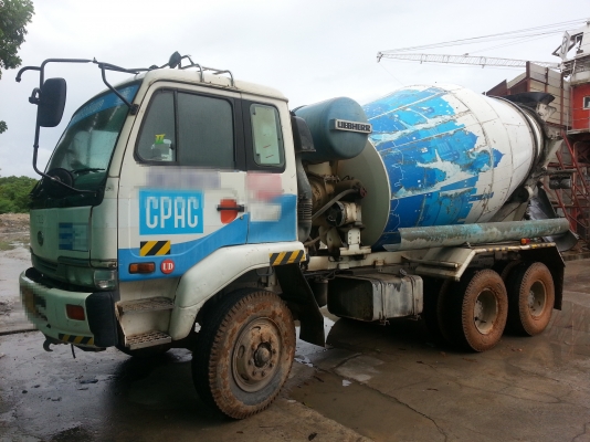 NISSAN DIESEL 10 ล้อโม่ปูน